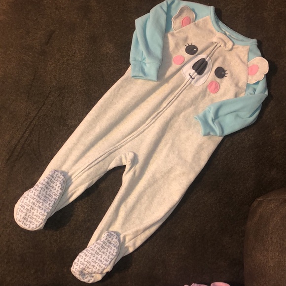 Footie pj & jumper lot - Picture 3 of 3